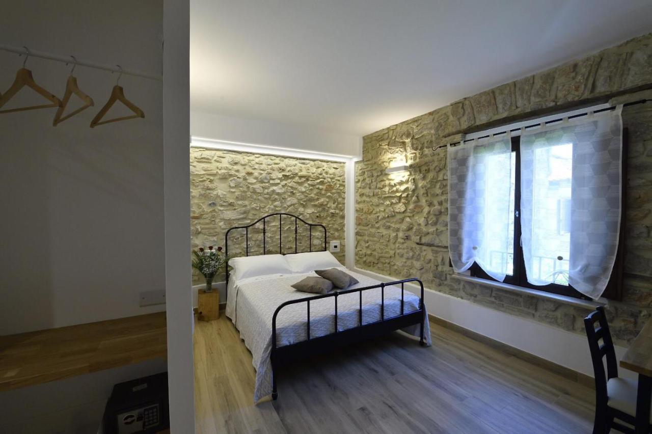 Le Benedettine Affittacamere Relais Фонді Екстер'єр фото